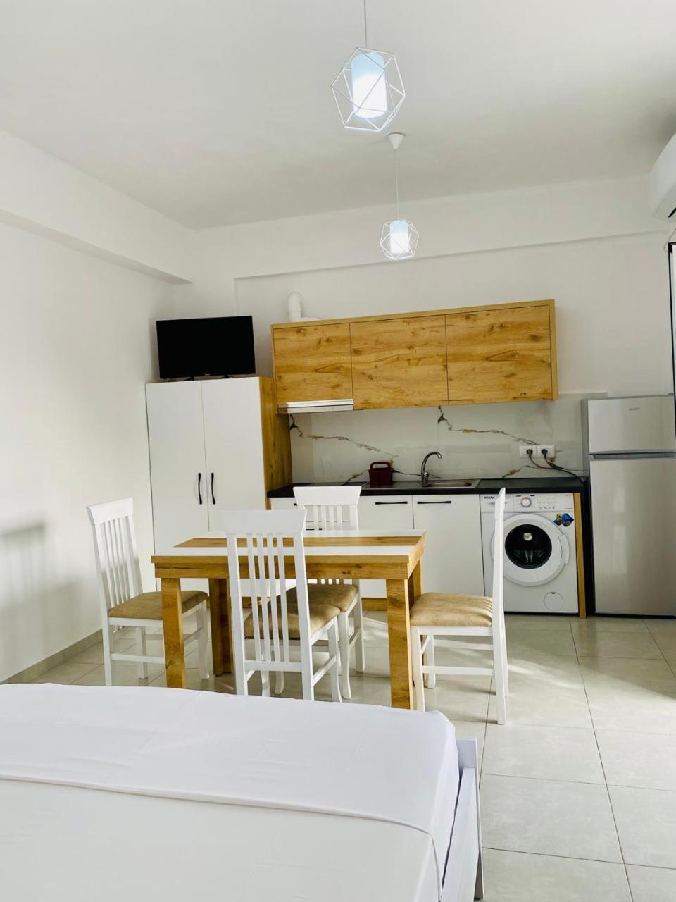 Krisa's Sarande